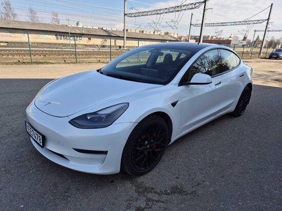 Tesla 3 Performance 2021 m.